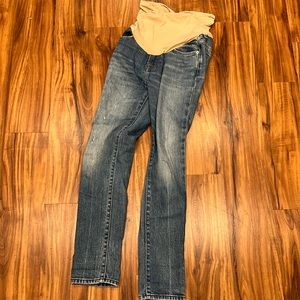 7 for all mankind maternity jeans worn a handful of times.